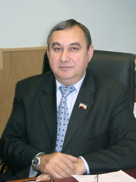 Ректор, профессор В.И.МАКАРОВ